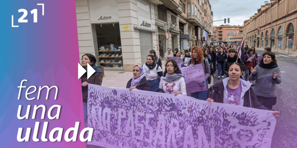 Manifestació pel 8M a Tortosa i lectura del manifest feminista