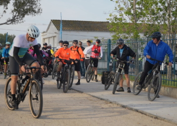 Primeres passejades pel nou tram de la Via Verda