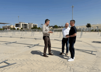 Deltebre acull aquest cap de setmana el segon triatló més gran de Catalunya amb un rècord de 1.610 esportistes inscrits