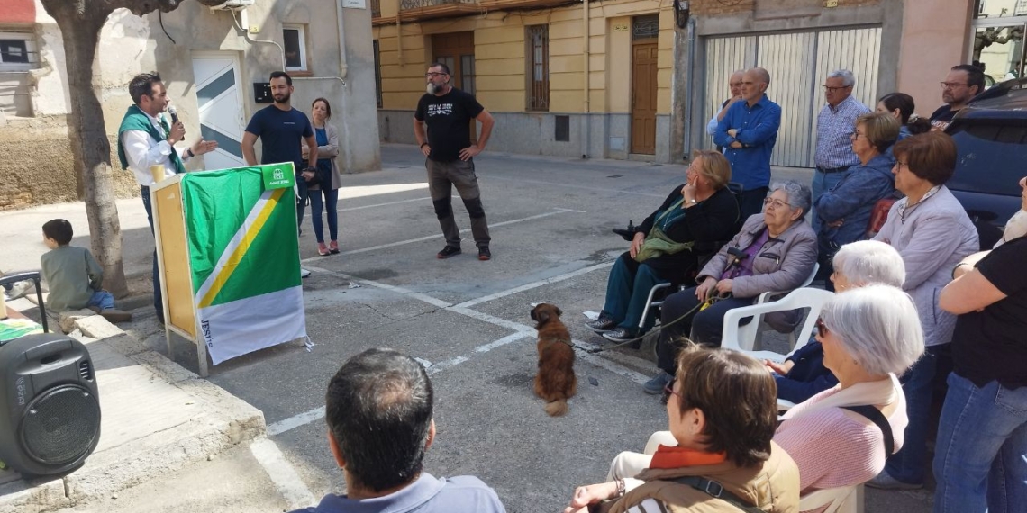 Veïns de Jesús exigeixen mesures urgents contra la degradació del nucli antic i la inseguretat