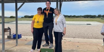 Iadan Acsensi i Àlex Checa guanyen el torneig de l’Audi Padel Series de La Sénia Padel Indoor