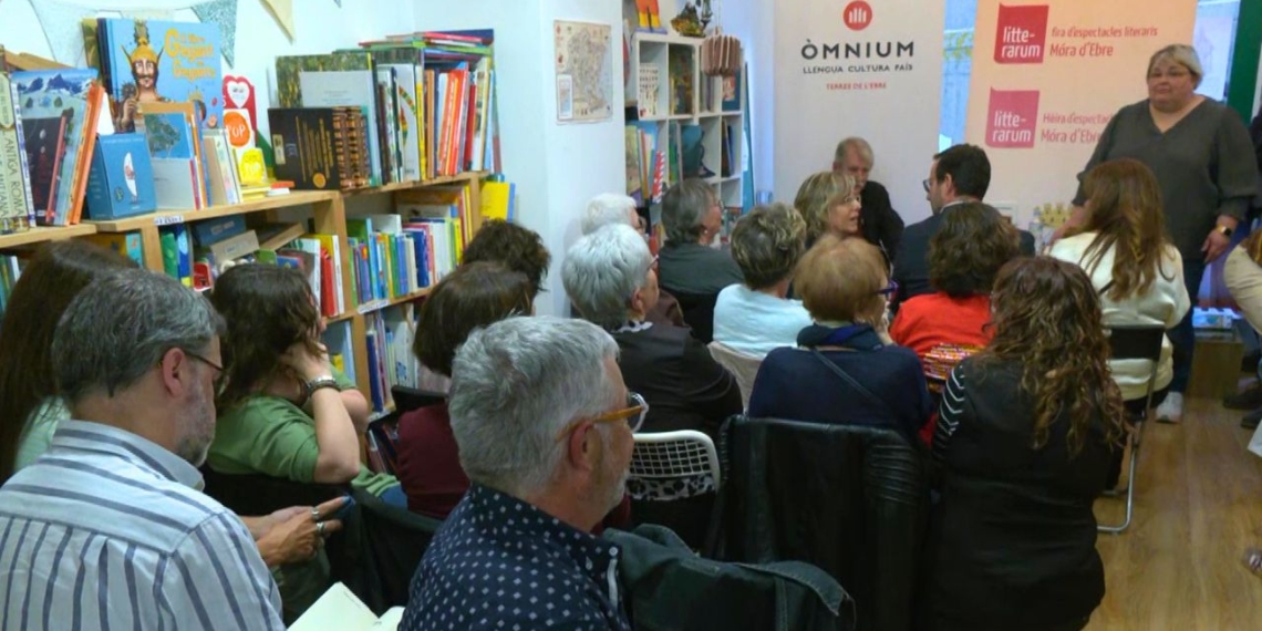 Litterarum homenatja a Tortosa al cantautor valencià Vicent Torrent 