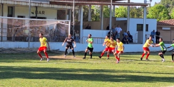La Sénia supera (2-0) el Cambrils Unió amb gols de Longan i Albert Saragossa