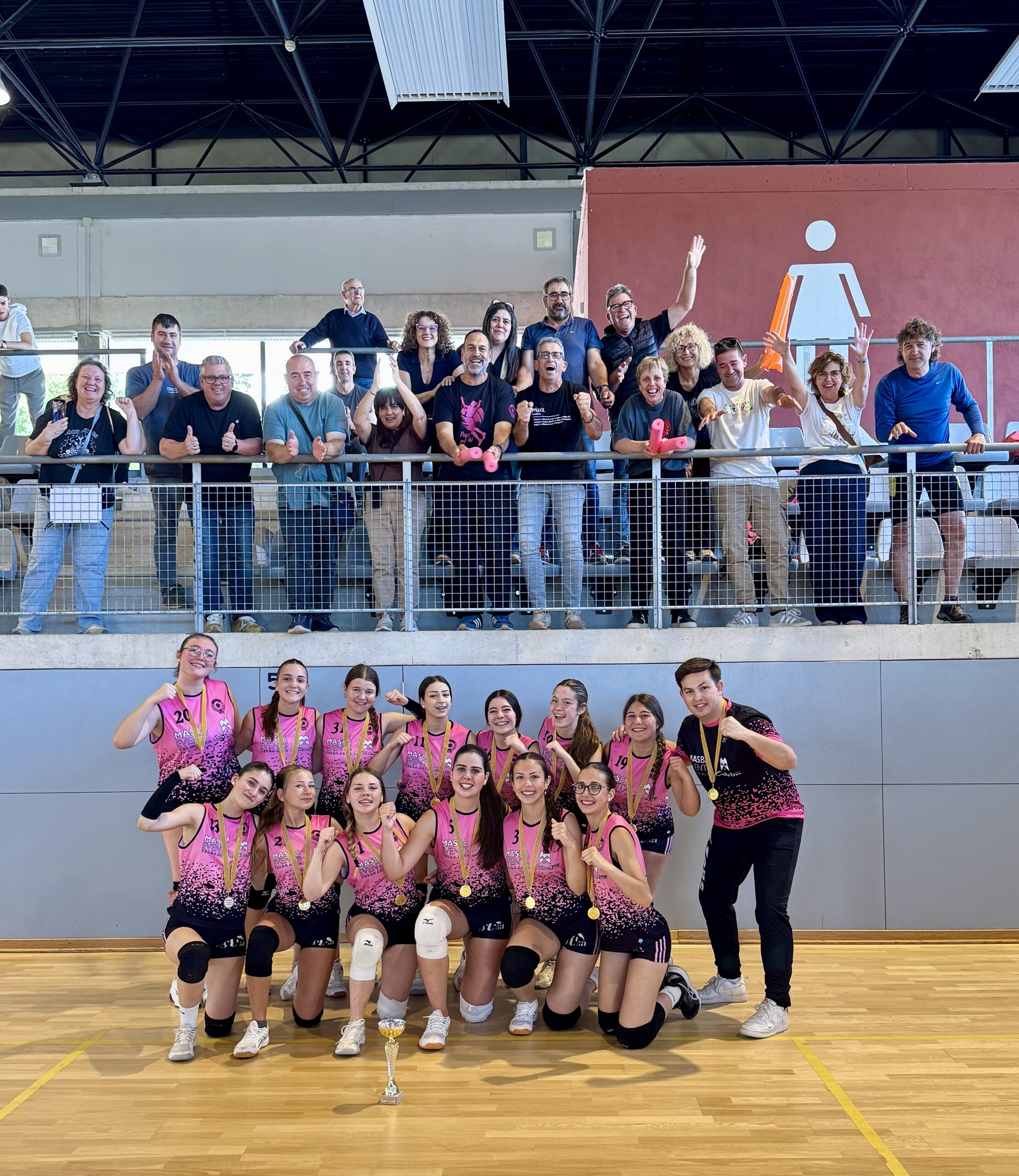 El Club Voleibol Batea s’imposa a les finals territorials i posa rumb a les Finals Nacionals