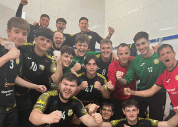 El sènior masculí de l’Handbol Amposta i el Banyoles es disputen el títol de Tercera Catalana