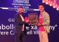 Pere Carbonell guanya el XXXVIII Premi Literari Vila d’Ascó amb la novel·la ‘Bombolles de xampany’