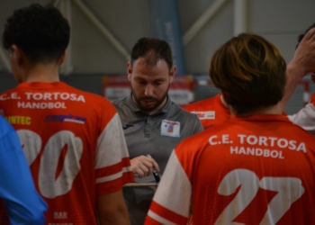 El CF La Sénia empata a dos al camp del CD La Cava i haurà de disputar la promoció d’ascens