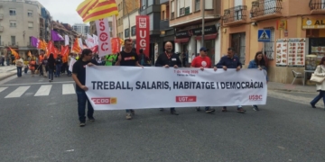 L’amenaça de vaga a la neteja viària i la precarietat de les vetlladores marquen el Primer de Maig a les Terres de l’Ebre