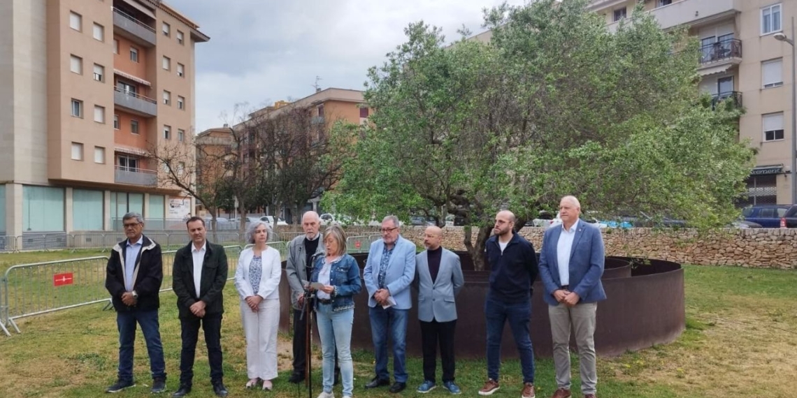 Tortosa honra la memòria de Rafael Vidiella donant el seu nom al parc de la Fira a Remolins