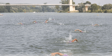 Amposta acull la 26a. Travessia d’Amposta Nedant l’Ebre i el Català d’Aigües Obertes