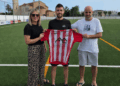 La UD Jesús i Maria presenta oficialment a Oliver Serrano com a nou entrenador