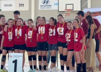 L’aleví femení del CE Tortosa es proclama campió dels Jocs Esportius Escolars de Catalunya