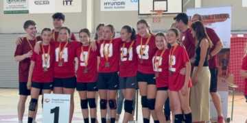 L’aleví femení del CE Tortosa es proclama campió dels Jocs Esportius Escolars de Catalunya
