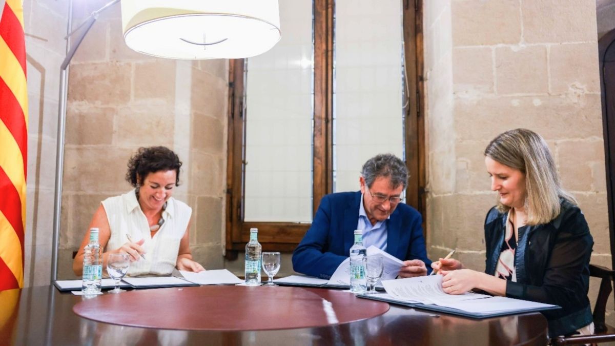 firma titularitat residencia gent gran batea