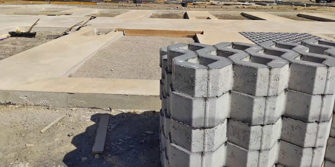 obres aparcament tortosa adif
