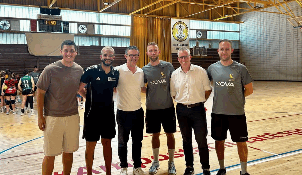 Més de 150 esportistes prenen part al Campus d’Handbol d’Aleix Gómez a Amposta