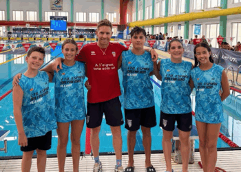 El Club Natació Tortosa disputa vuit finals al Campionat d’Espanya aleví