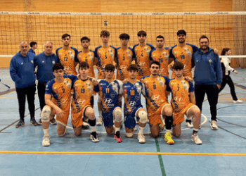 El sènior del Volei Roquetes de Superlliga 2 debutarà en lliga davant el Pòrtol