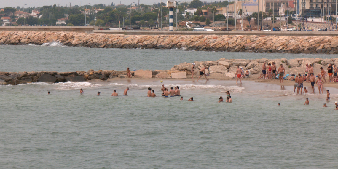 La tercera onada de calor deixa temperatures fins a 35 graus a la Ribera d’Ebre i nits tòrrides al litoral 