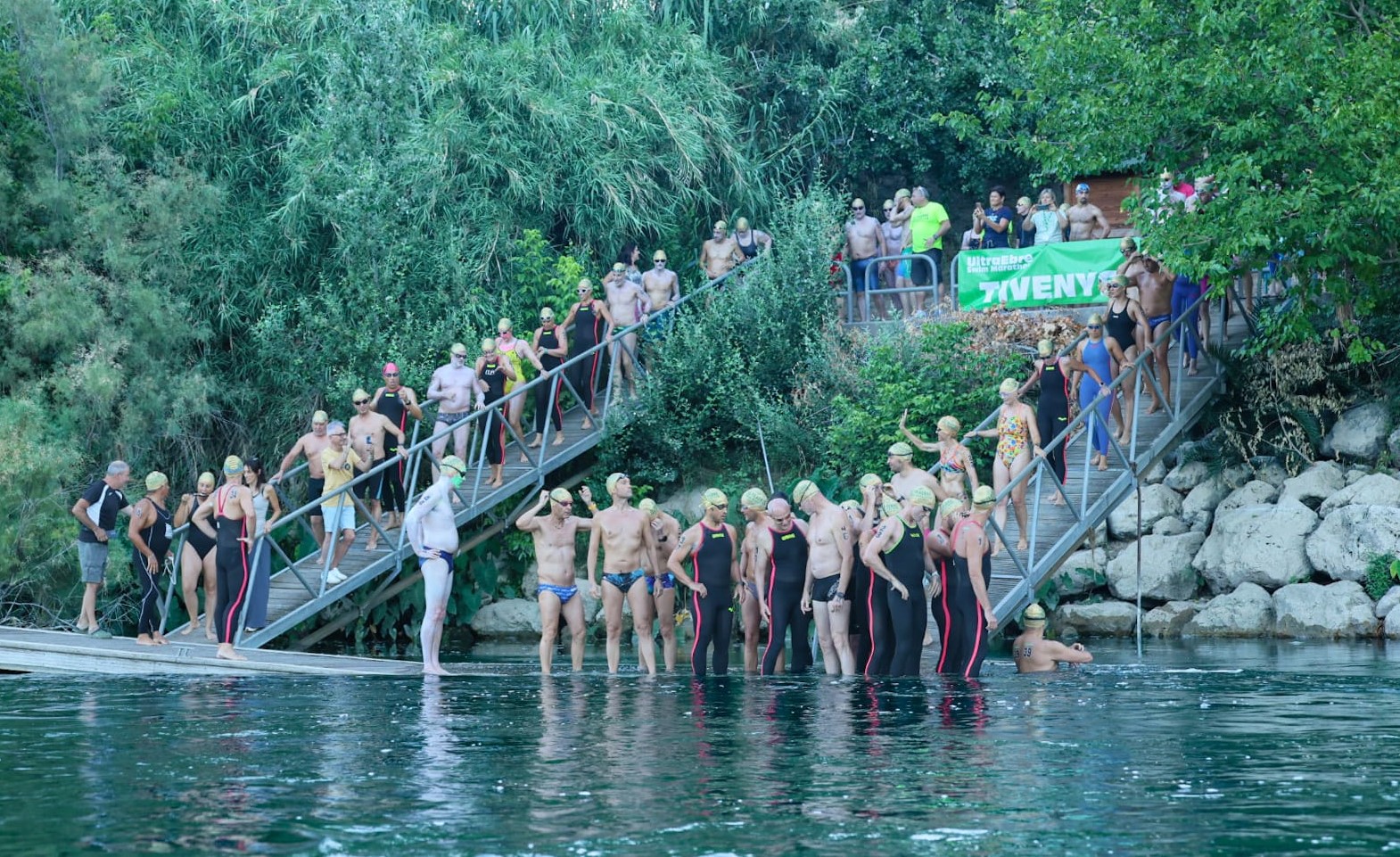 José Javier Montón s’imposa a l’UltraEbre Swim Marathon