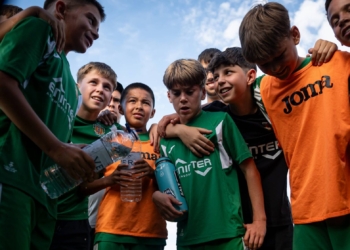 Les altes temperatures afecten la pràctica del futbol