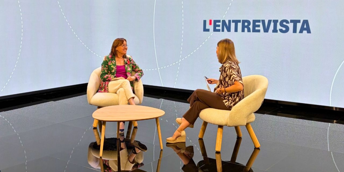 silvia alarcon entrevista consellera paneque