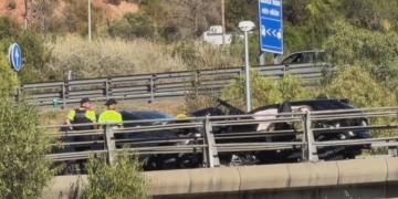Un cotxe que fugia dels Mossos per un robatori ha provocat l’accident múltiple de l’AP-7 amb nou ferits