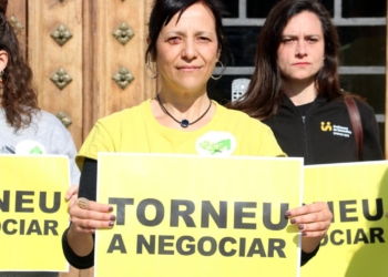 Representants d’USTEC durant una mobilització en defensa de l’educació pública