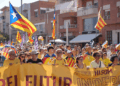 ERC i Junts reclamen la independència de Catalunya a Amposta per l’11S, criticant els governs català i espanyol i defensant el territori.