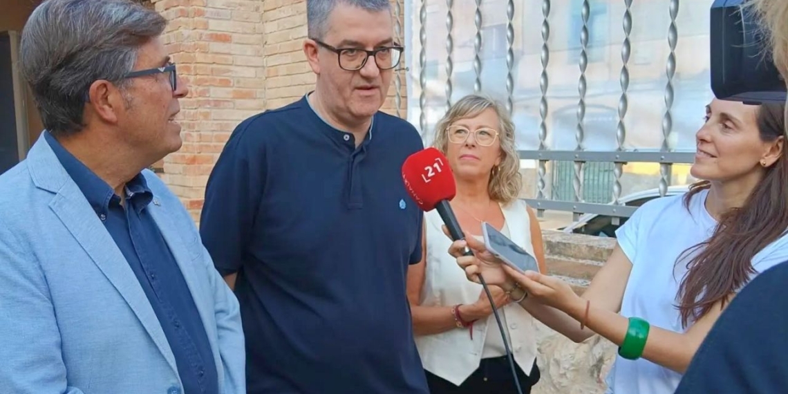 El professor Joan Francesc Vidal Arasa ha pronunciat la conferència 'Tortosa, el pasdoble que va esdevenir himne'