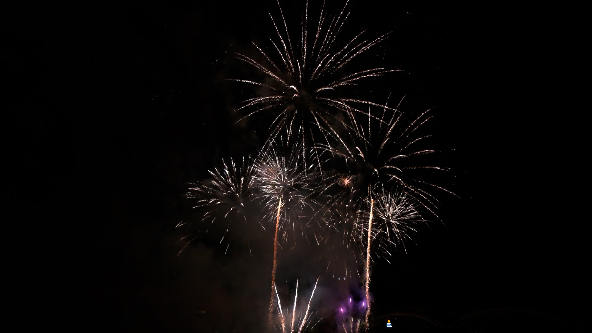 Ajornat el castell de focs de les Festes de la Cinta de Tortosa pel risc d’incendi forestal