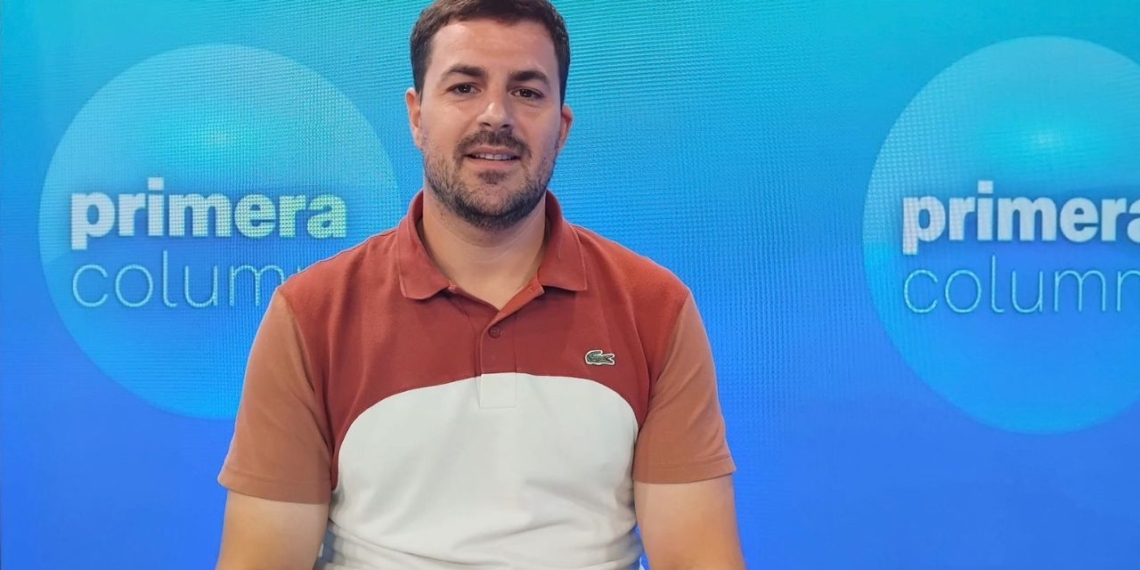 Joan Aubanell durant una entrevista sobre la mobilitat a la Terra Alta