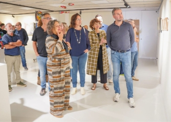 Obres fetes amb materials recuperats a l’exposició Drap-Art Delta 2026 de Deltebre