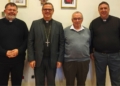 Els tres nous arxiprestes amb el bisbe de Tortosa, Sergi Gordo