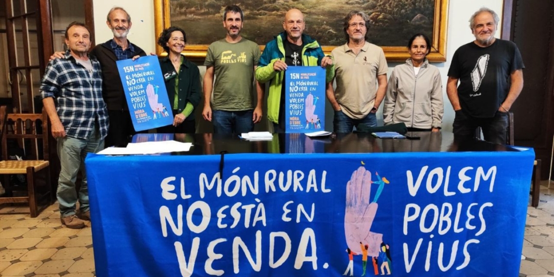 Representants de les entitats convocants de la mobilització del 15 de novembre