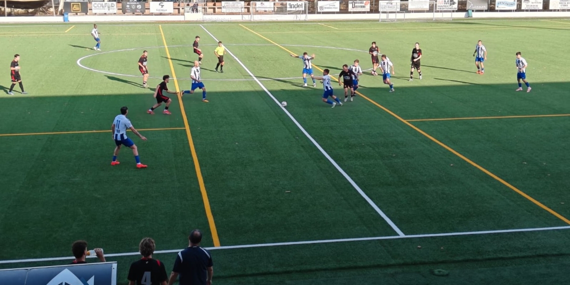 Victòria treballada del CE Tortosa davant els Amics Handbol La Canonja per 18-26